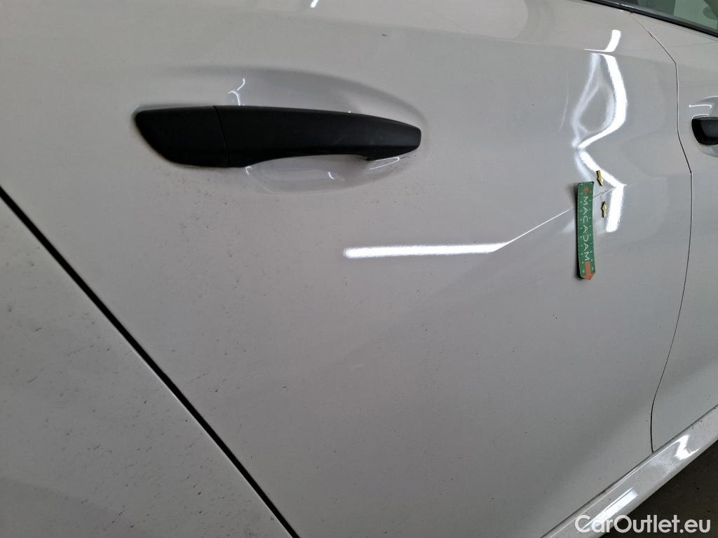  Peugeot  208  Premium 1.5 HDi 100CV BVM6 E6d #11