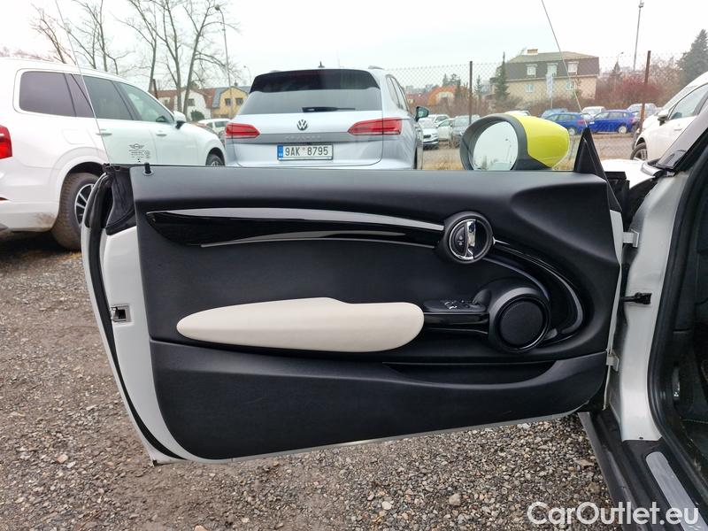  Mini  Mini  (F56) (2013)  COOPER SE 135 Aut 3d #9