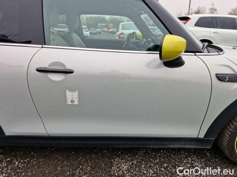  Mini  Mini  (F56) (2013)  COOPER SE 135 Aut 3d #13