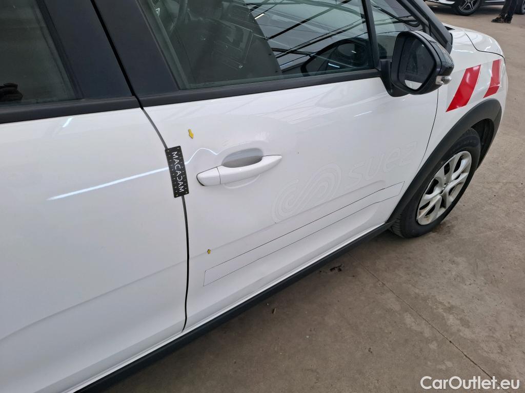  Citroen  C3  Société Feel 1.5 BlueHDI 100CV BVM5 E6dT #1