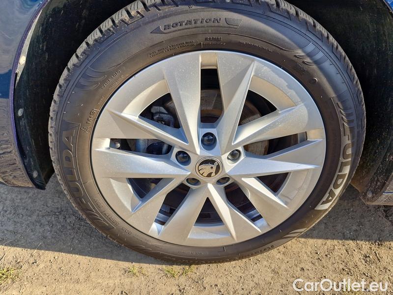  Skoda  Octavia  Lim. (NX3)(2020)  1.5e-TEC 110 Style AT #2