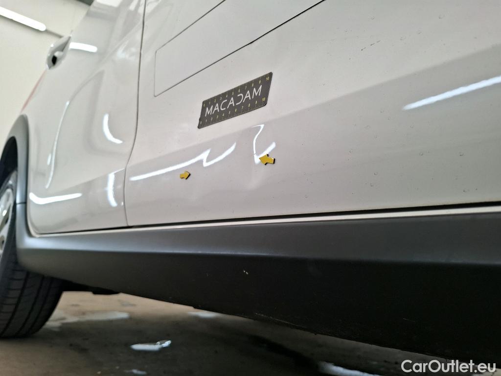  Citroen  C3  Société Feel 1.5 BlueHDI 100CV BVM5 E6dT #3