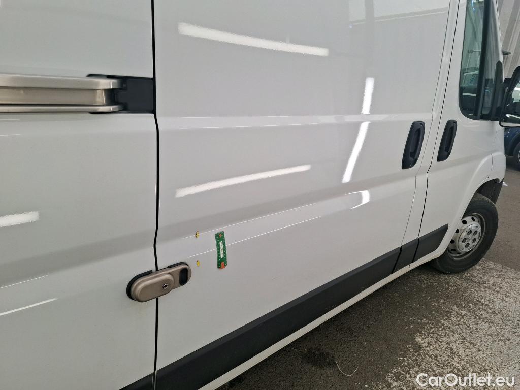  Peugeot  Boxer PEUGEOT  / 2014 / 4P / Fourgon tôlé BlueHDi 120 S&S ASPHALT 333 L2H2 #20
