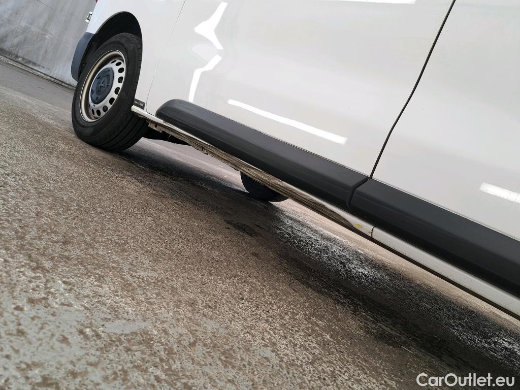  Peugeot  Expert  Fourgon Premium L2 1.5 HDi 120CV BVM6 E6d #1