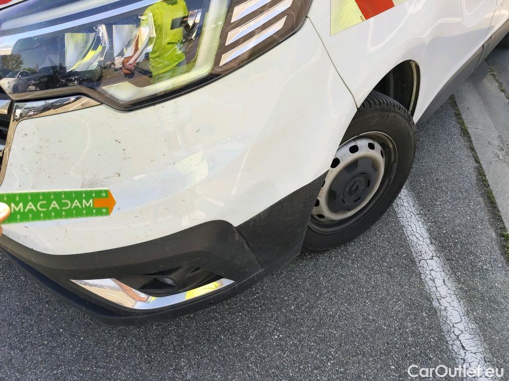  Renault  Trafic  Fourgon L1H1 3T Grand Confort 2.0 dCi 130CV BVM6 E6d #17