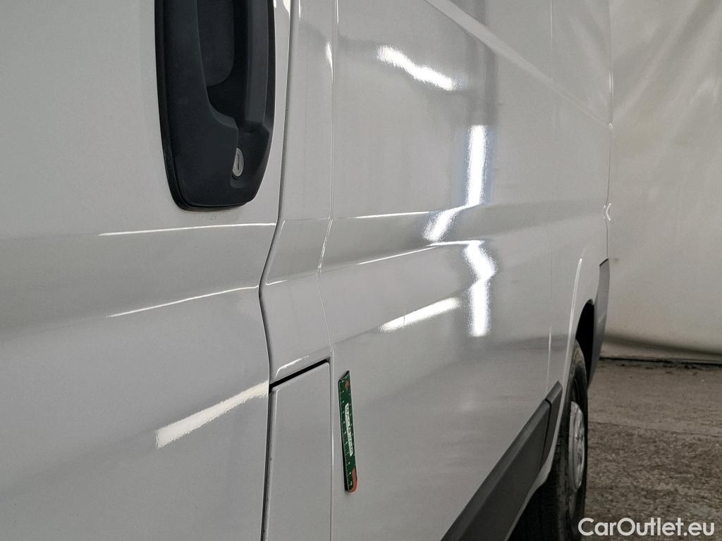  Peugeot  Boxer PEUGEOT  / 2014 / 4P / Fourgon tôlé BlueHDi 120 S&S ASPHALT 333 L2H2 #4