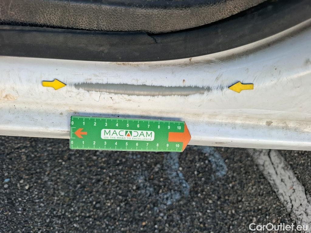  Renault  Master RENAULT  VU 4p Fourgon FG GCf Trac F3500 L2H2 Energy dCi 145 E6 #22