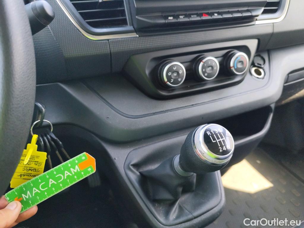  Renault  Trafic  Fourgon L1H1 3T Grand Confort 2.0 dCi 130CV BVM6 E6d #12