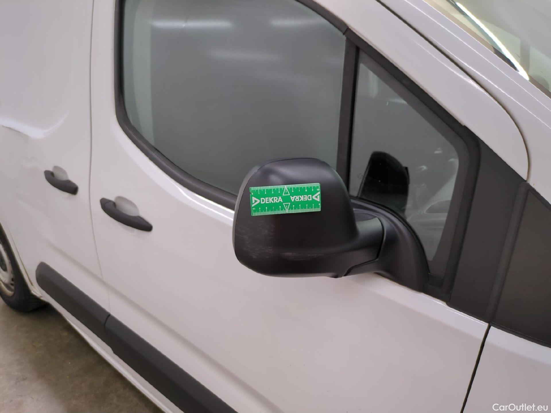  Citroen  Berlingo  Fourgon Club M 650 1.5 BlueHDi 75CV BVM5 E6dT #37