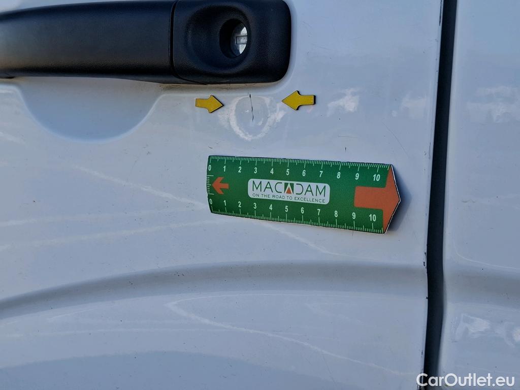  Renault  Master RENAULT  VU 4p Fourgon FG GCf Trac F3500 L2H2 Energy dCi 145 E6 #24