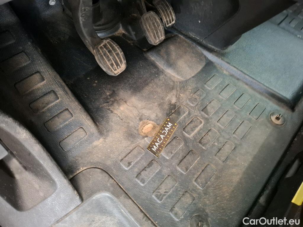  Peugeot  Expert  Fourgon Asphalt Standard 1.5 HDi 120CV BVM6 E6dT #15