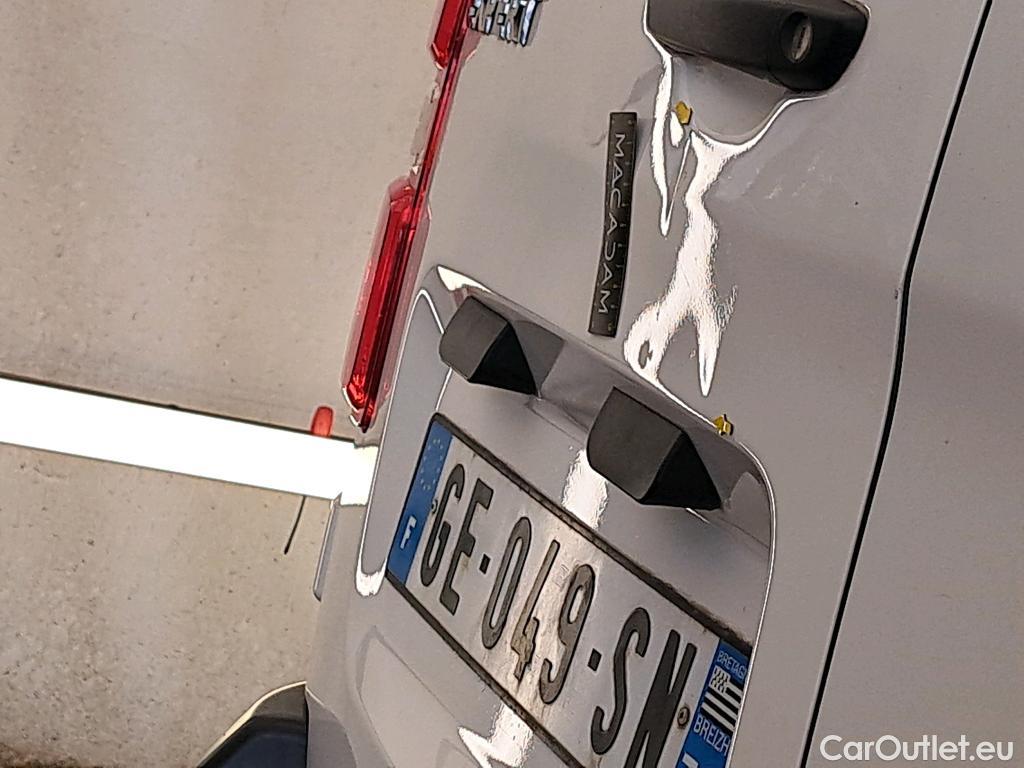  Peugeot  Expert  Fourgon Premium L2 1.5 HDi 120CV BVM6 E6d #13