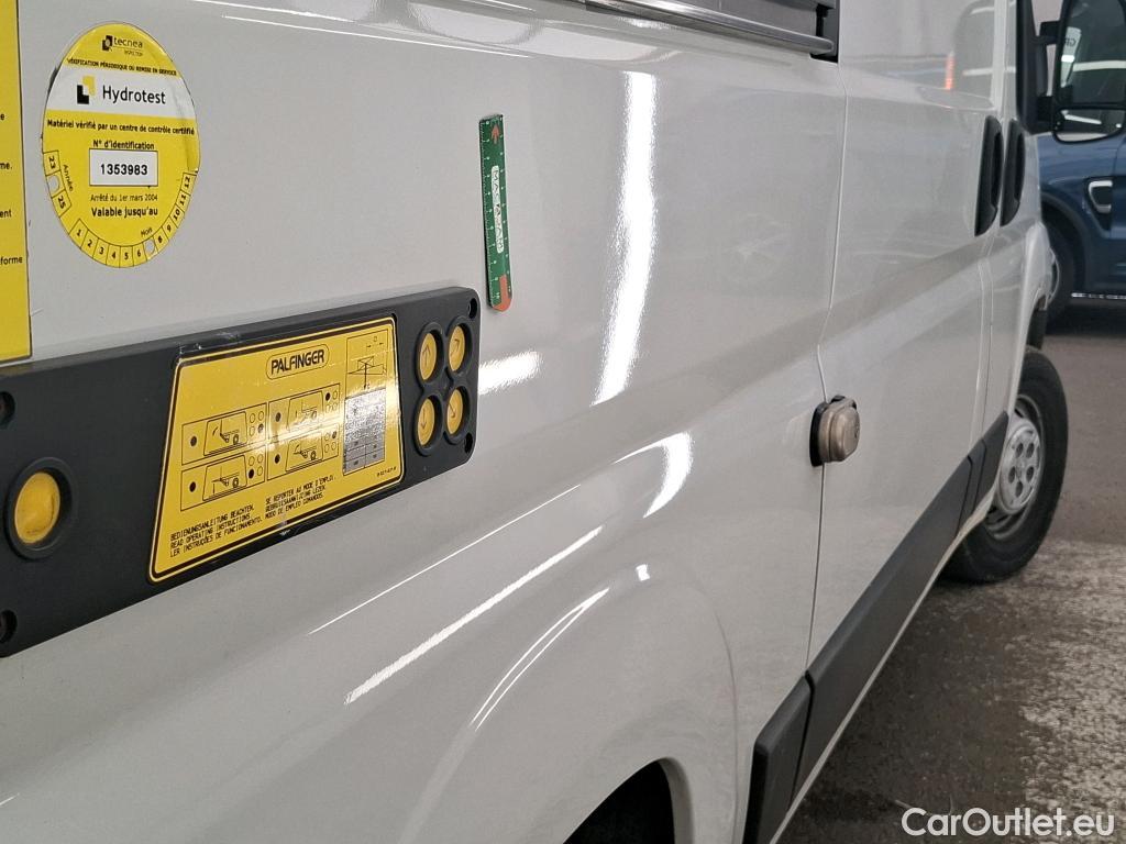  Peugeot  Boxer PEUGEOT  / 2014 / 4P / Fourgon tôlé BlueHDi 120 S&S ASPHALT 333 L2H2 #8