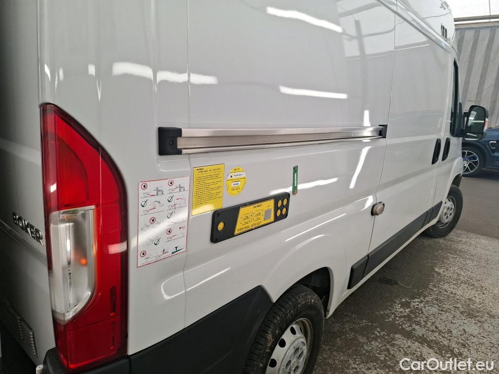  Peugeot  Boxer PEUGEOT  / 2014 / 4P / Fourgon tôlé BlueHDi 120 S&S ASPHALT 333 L2H2 #5