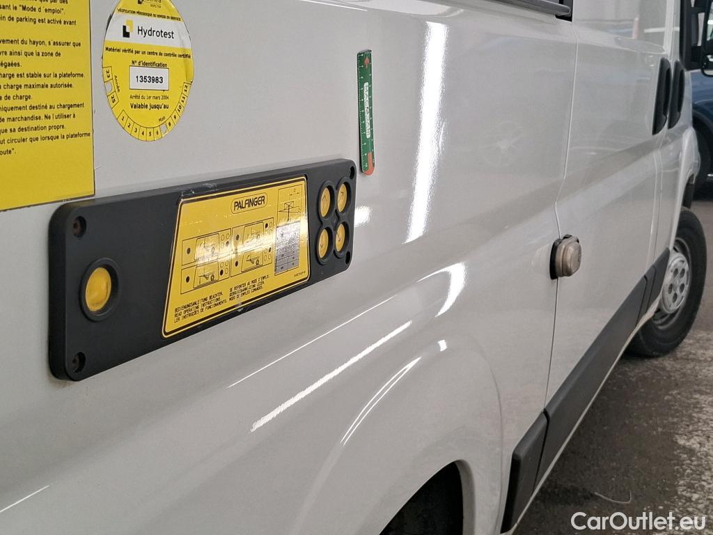  Peugeot  Boxer PEUGEOT  / 2014 / 4P / Fourgon tôlé BlueHDi 120 S&S ASPHALT 333 L2H2 #7