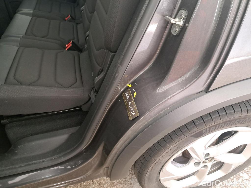  Citroen  C5 Aircross CITROEN  / 2022 / 5P / SUV Hybride rechargeable 225 e-EAT8 Feel #14