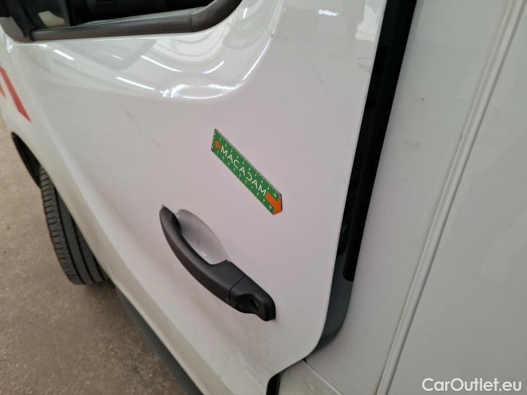  Renault  Trafic  Furgon Grand Confort L1H1 1200 1.6 dCi 125CV BVM6 E6 #91