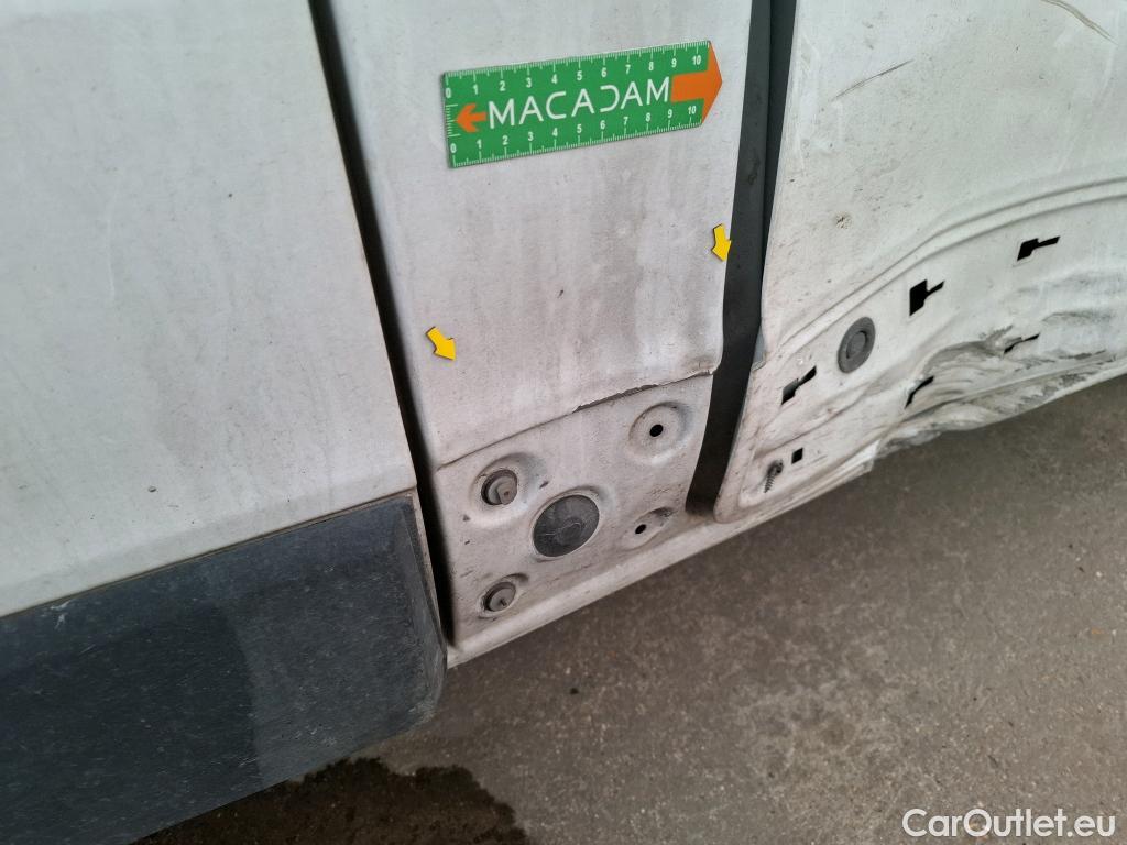  Renault  Trafic  Furgon Grand Confort L1H1 1200 1.6 dCi 125CV BVM6 E6 #69
