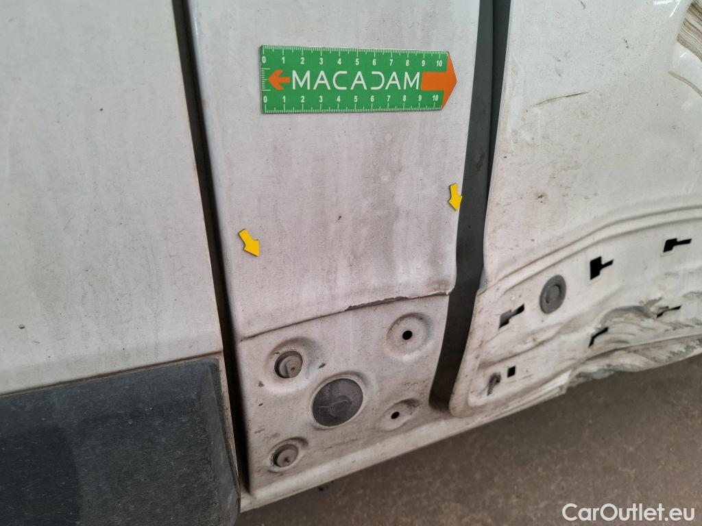  Renault  Trafic  Furgon Grand Confort L1H1 1200 1.6 dCi 125CV BVM6 E6 #70
