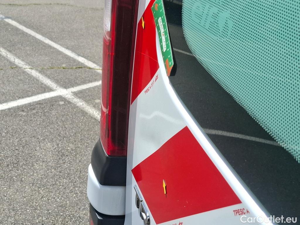  Renault  Trafic  Furgon Grand Confort L1H1 1200 1.6 dCi 125CV BVM6 E6 #42