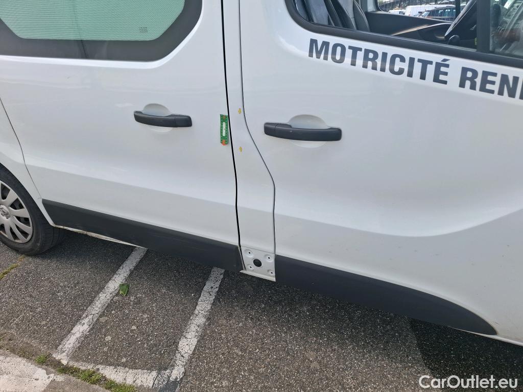  Renault  Trafic  Furgon Grand Confort L1H1 1200 1.6 dCi 125CV BVM6 E6 #75