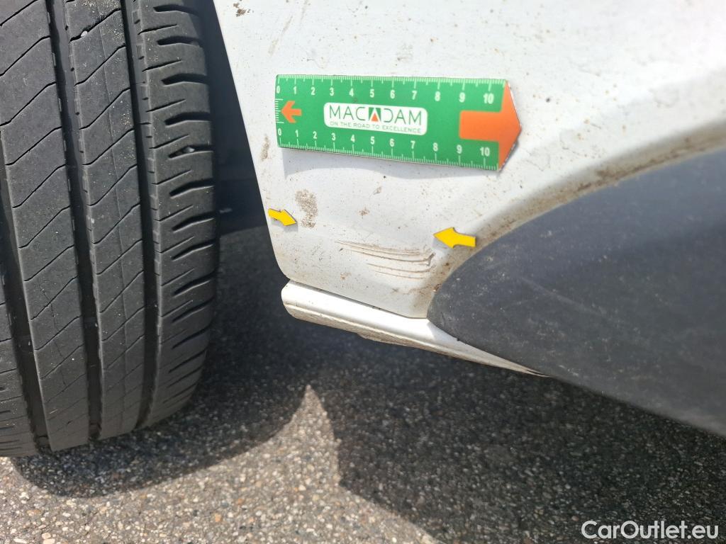  Renault  Trafic  Furgon Grand Confort L1H1 1200 1.6 dCi 125CV BVM6 E6 #71