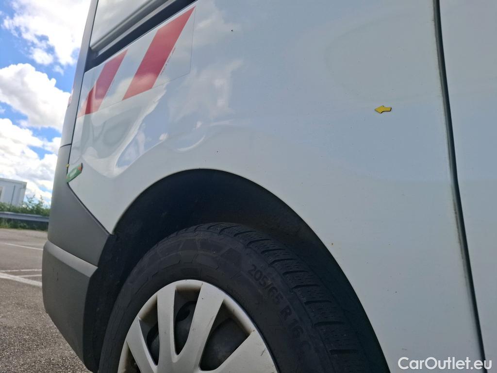  Renault  Trafic  Furgon Grand Confort L1H1 1200 1.6 dCi 125CV BVM6 E6 #21