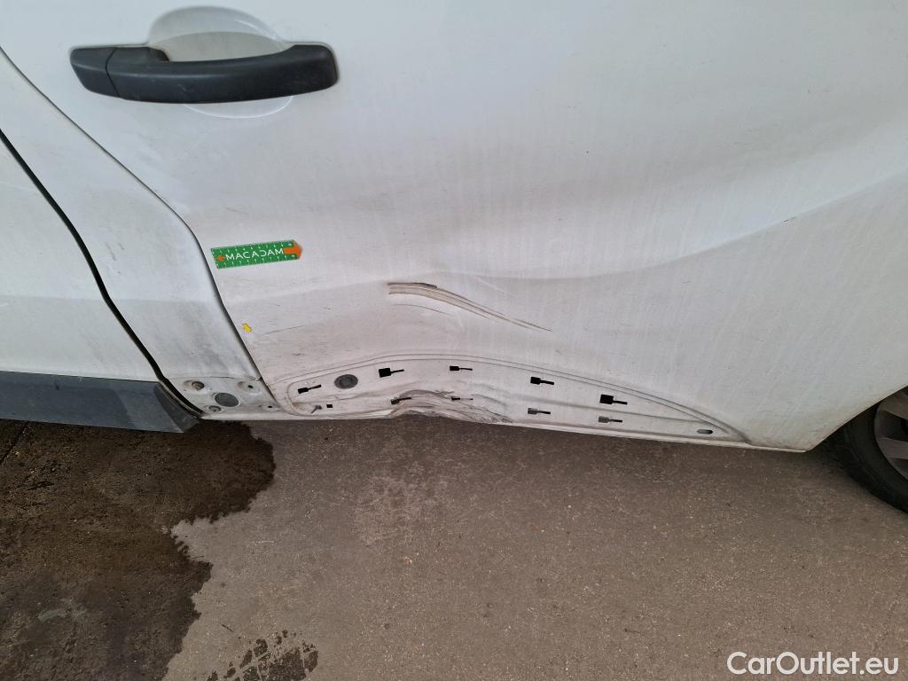 Renault  Trafic  Furgon Grand Confort L1H1 1200 1.6 dCi 125CV BVM6 E6 #62