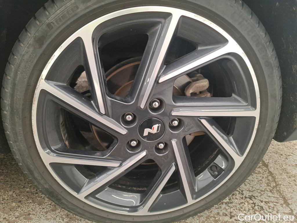  Hyundai  i30 HYUNDAI  Fastback / 2020 / 5P / Berline 1.5 T-GDI 160 MHEV DCT-7 FASTBACK N LINE #53