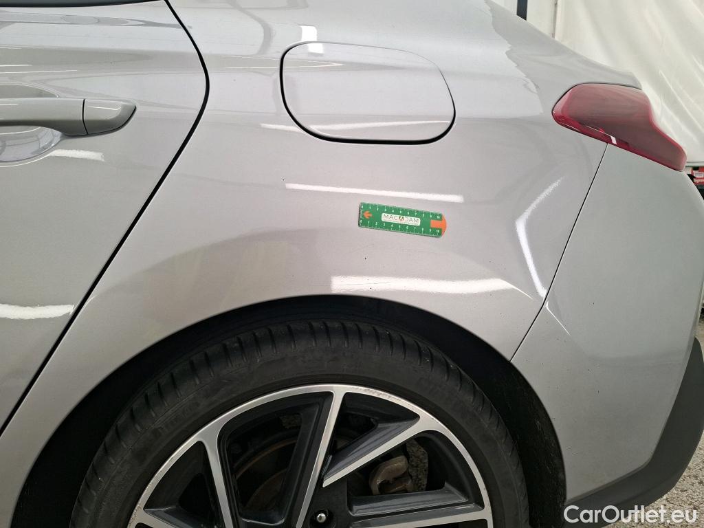  Hyundai  i30 HYUNDAI  Fastback / 2020 / 5P / Berline 1.5 T-GDI 160 MHEV DCT-7 FASTBACK N LINE #19