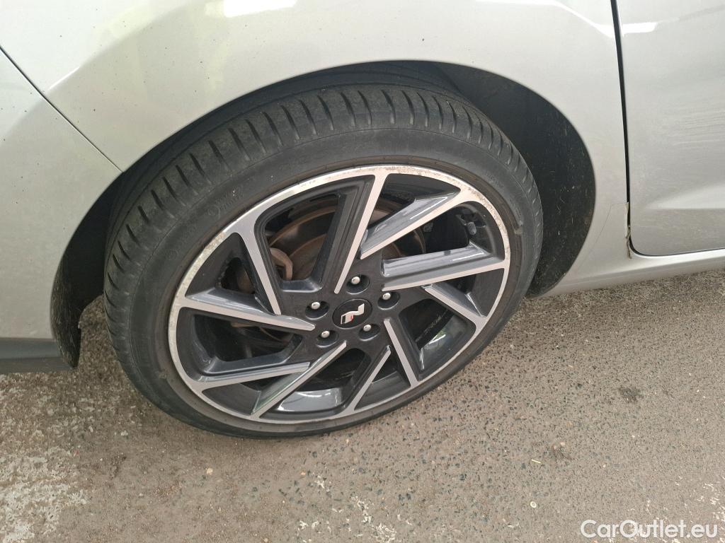  Hyundai  i30 HYUNDAI  Fastback / 2020 / 5P / Berline 1.5 T-GDI 160 MHEV DCT-7 FASTBACK N LINE #60