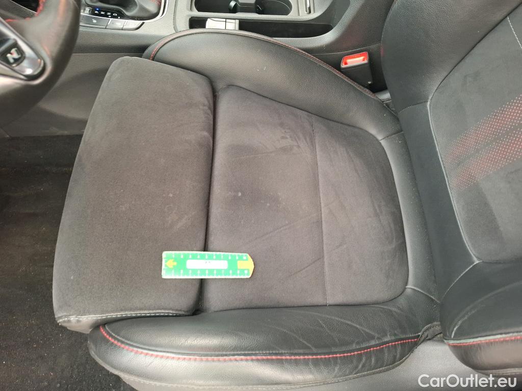  Hyundai  i30 HYUNDAI  Fastback / 2020 / 5P / Berline 1.5 T-GDI 160 MHEV DCT-7 FASTBACK N LINE #70