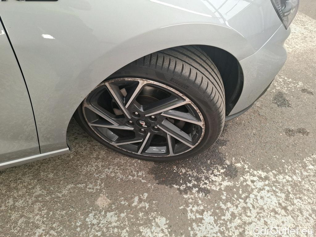  Hyundai  i30 HYUNDAI  Fastback / 2020 / 5P / Berline 1.5 T-GDI 160 MHEV DCT-7 FASTBACK N LINE #8