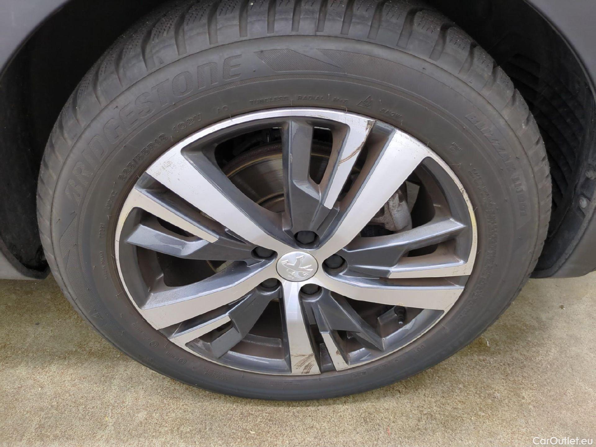  Peugeot  3008  II Allure 1.5 HDi 130CV BVA8 E6d #13