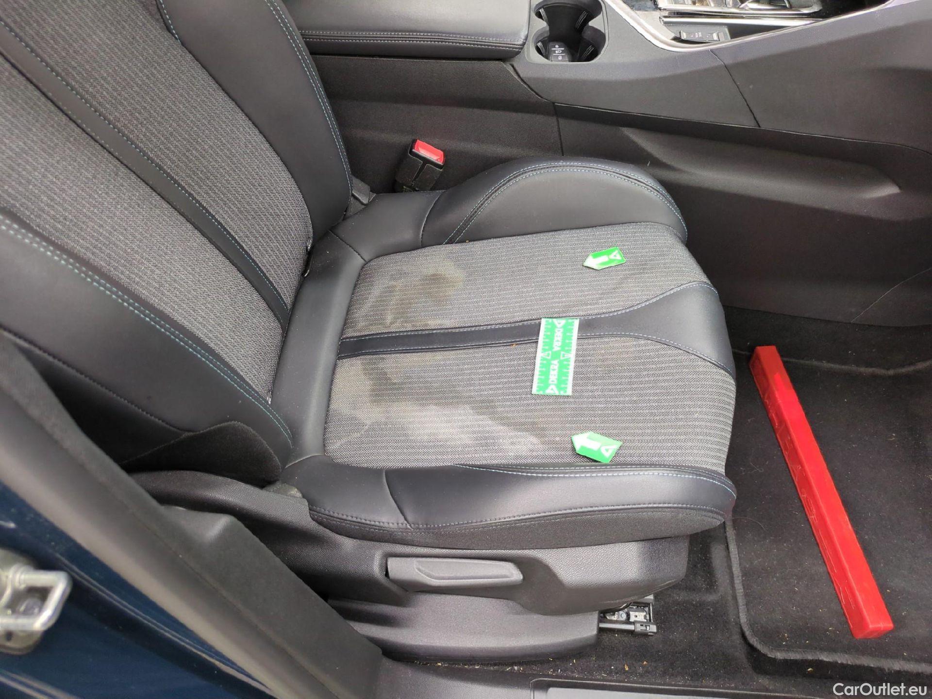  Peugeot  3008  II Allure 1.5 HDi 130CV BVA8 E6d #5