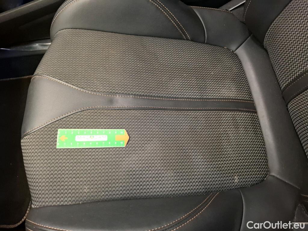  Peugeot  5008  GT 1.5 HDi 130CV BVA8 7 Sieges E6d #22