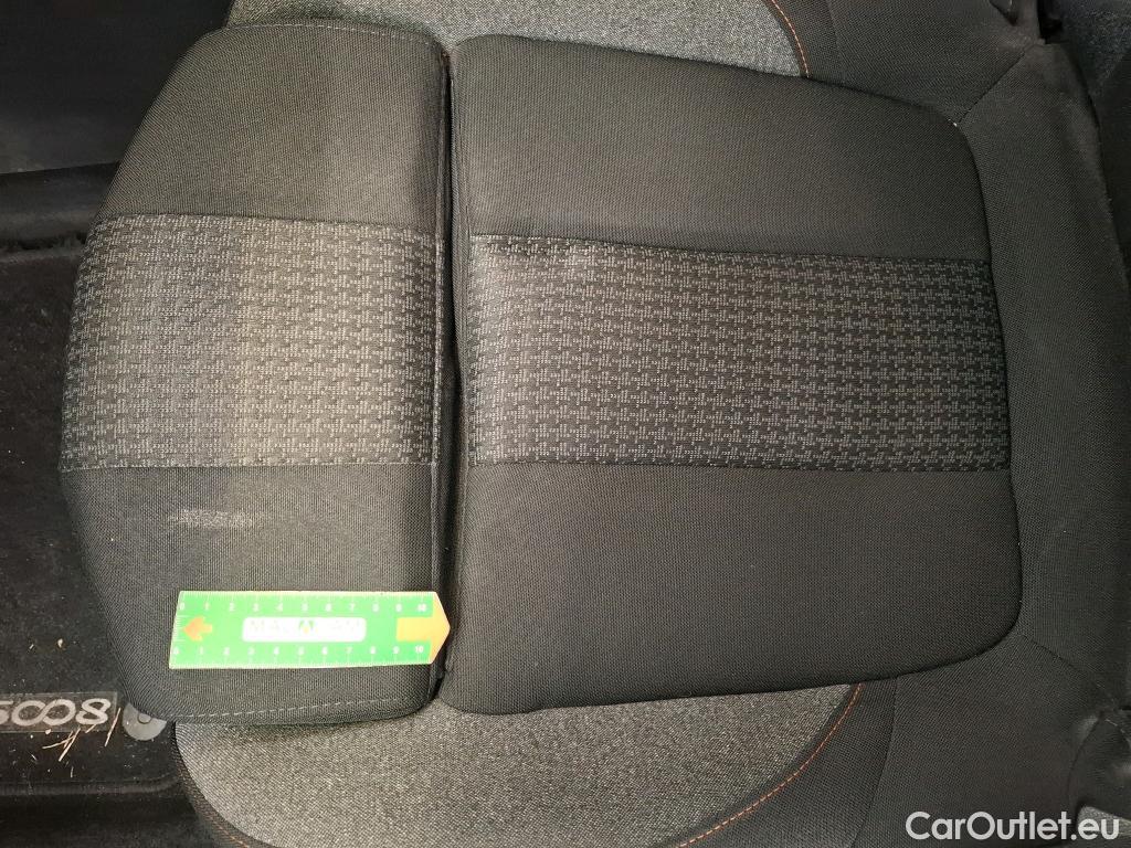  Peugeot  5008  Active Pack 1.5 HDi 130CV BVA8 7 Sieges E6d #47