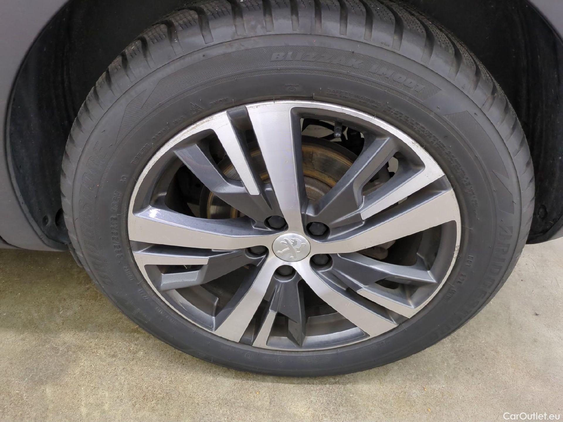  Peugeot  3008  II Allure 1.5 HDi 130CV BVA8 E6d #28