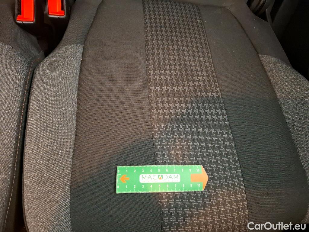 Peugeot  5008  Active Pack 1.5 HDi 130CV BVA8 7 Sieges E6d #50