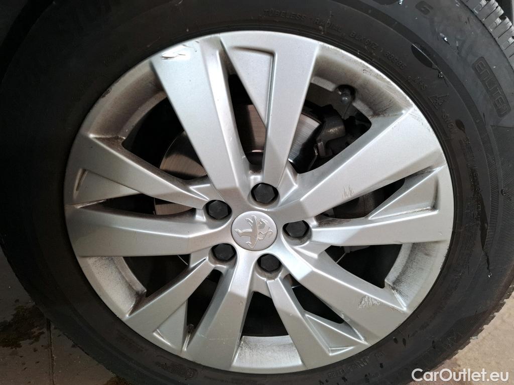  Peugeot  5008  Active Business 1.2 PureTech 130CV BVA8 E6d #13