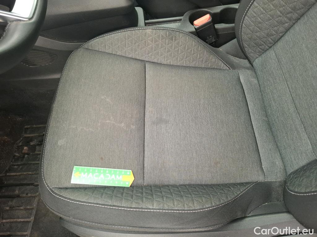  Renault  Captur  II Evolution 1.6 E-TECH Hybrid 145CV BVA6 E6d #18