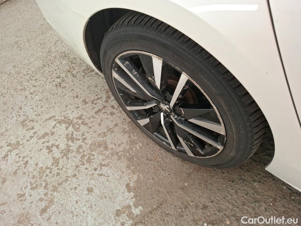  Peugeot  508 PEUGEOT  SW / 2018 / 5P / Break HYBRID 225 E-EAT8 GT LINE #36
