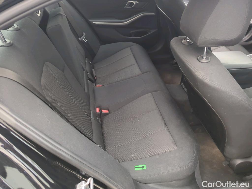 Bmw  Serie 3 2.0 330e xDrive AT #17