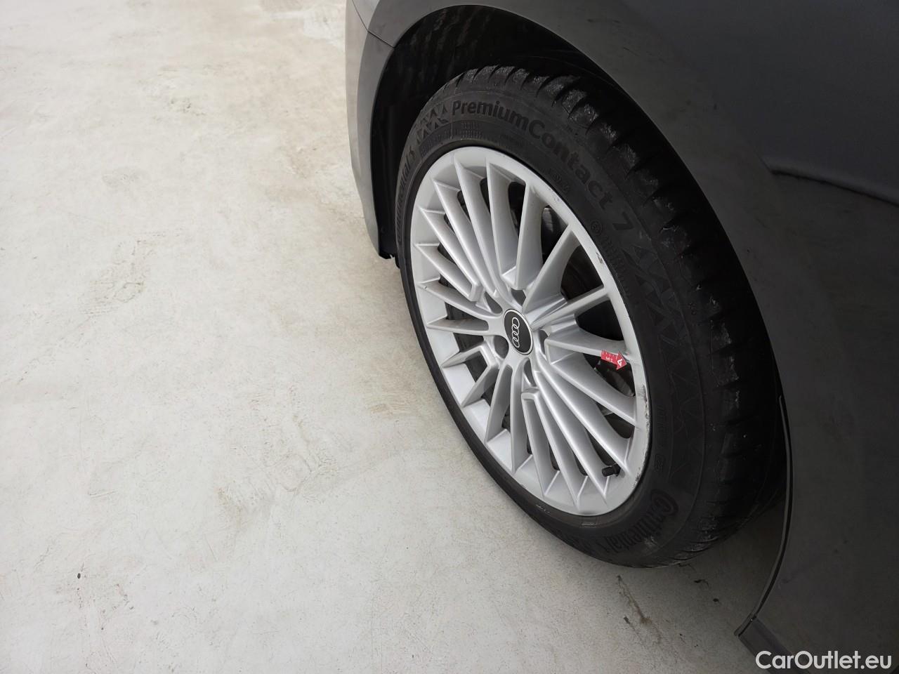  Audi  A3  Sportback Advanced 35 TFSI S tronic #5