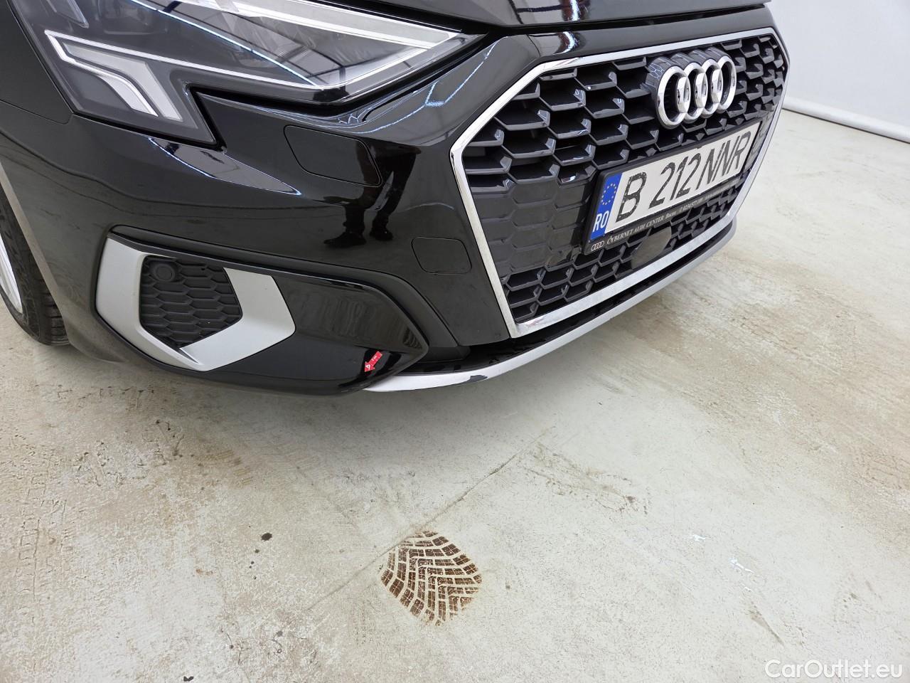  Audi  A3  Sportback Advanced 35 TFSI S tronic #8