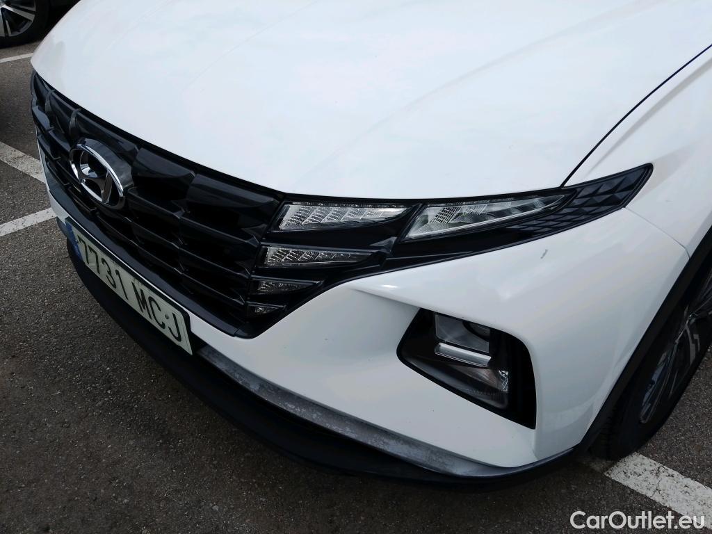  Hyundai  Tucson HYUNDAI  / 2020 / 5P / todoterreno 1.6 CRDI 85kW (115CV) Klass #33
