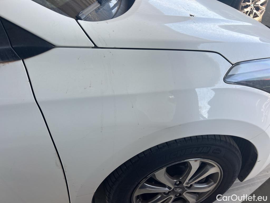  Hyundai  i20 HYUNDAI  / 2018 / 5P / berlina con portón 1.0 TGDI 74kW (100CV) Klass DCT #11