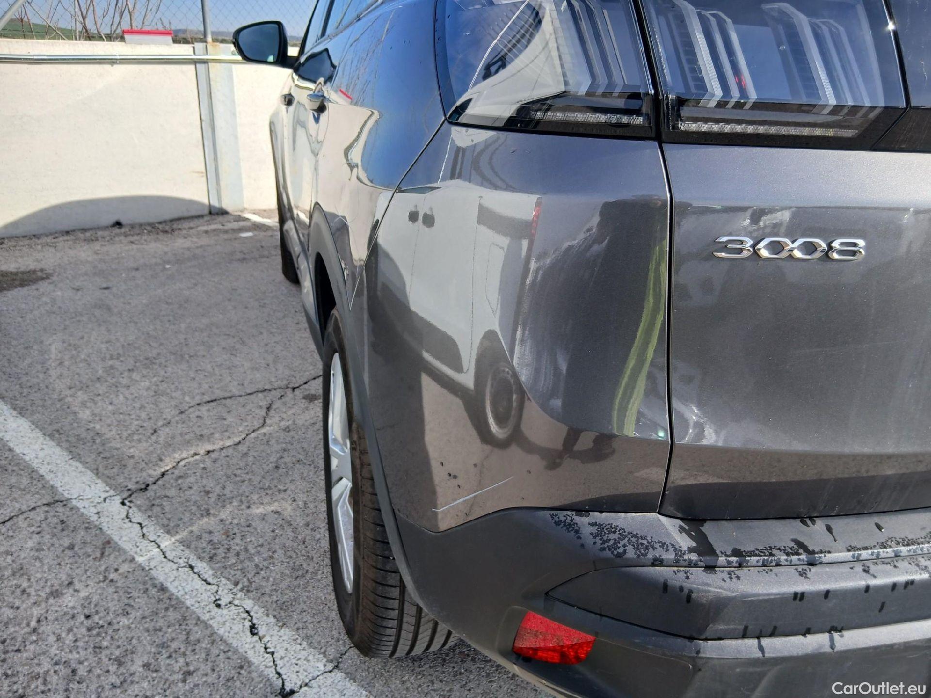  Peugeot  3008 PEUGEOT  / 2020 / 5P / todoterreno 1.5 BlueHDi 96kW S&S Active Pack EAT8 #30