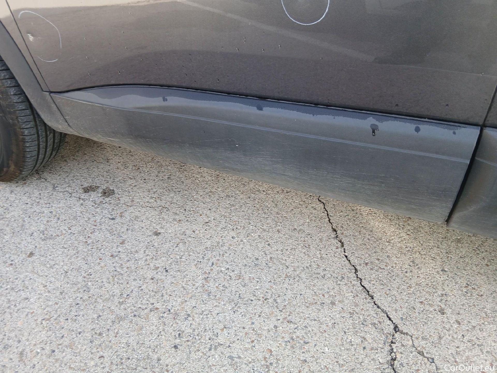  Peugeot  3008 PEUGEOT  / 2020 / 5P / todoterreno 1.5 BlueHDi 96kW S&S Active Pack EAT8 #13