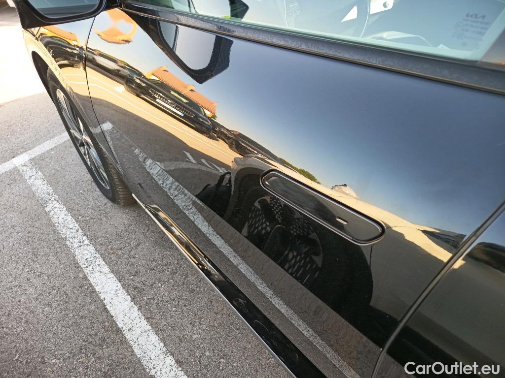  KIA  Ev6 KIA  / 2021 / 5P / todoterreno Air 58kWh 125kW RWD #20